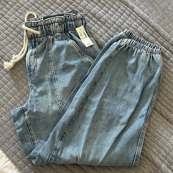Maurices Light Blue Denim Joggers - Picture 1 of 6